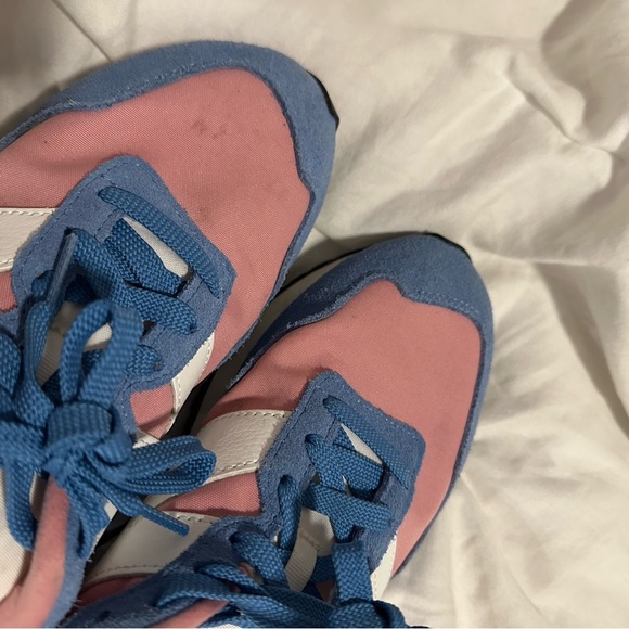 New Balance Pink and Blue Women's Sneakers - Picture 8 of 13